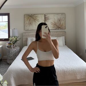 Lululemon Flow Y Bra Nulu Light Support